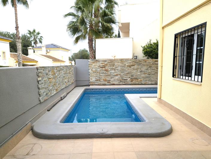 Image No.48-4 Bed Villa for sale