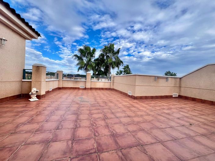 Image No.22-2 Bed Bungalow for sale