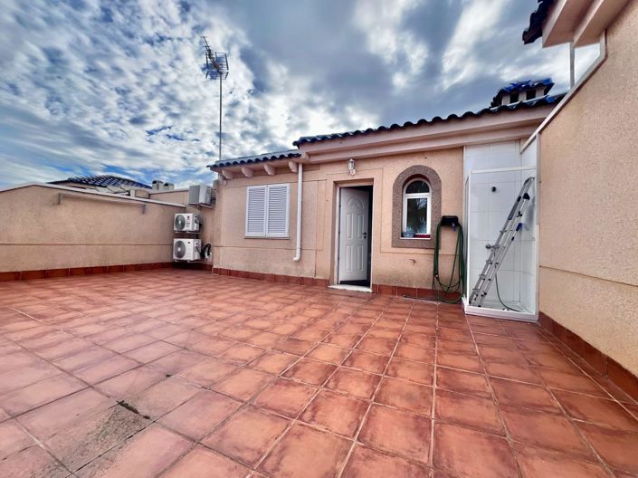 Image No.23-2 Bed Bungalow for sale