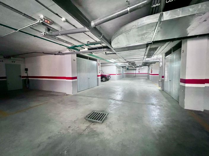 Image No.32-2 Bed Bungalow for sale