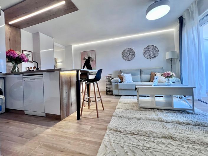 Image No.8-Appartement de 3 chambres à vendre à Punta Prima