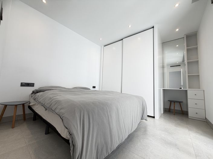 Image No.19-4 Bed Villa for sale