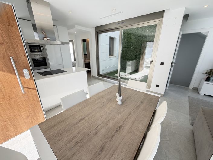 Image No.6-4 Bed Villa for sale