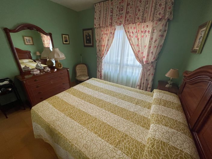 Image No.34-5 Bed Townhouse for sale