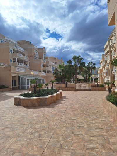 Image No.13-3 Bed Property for sale