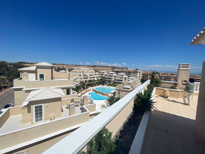 Image No.18-3 Bed Property for sale