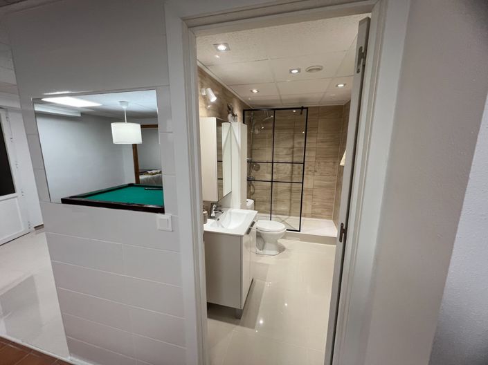 Image No.19-5 Bed Villa for sale