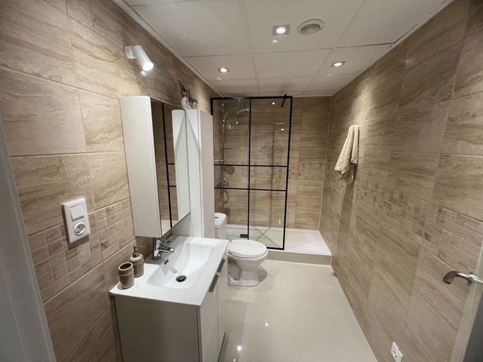 Image No.20-5 Bed Villa for sale