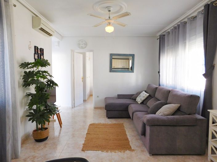 Image No.12-2 Bed Townhouse for sale