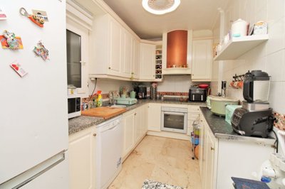 o1jfg8gdqs12fj16931ed5bquriq2b