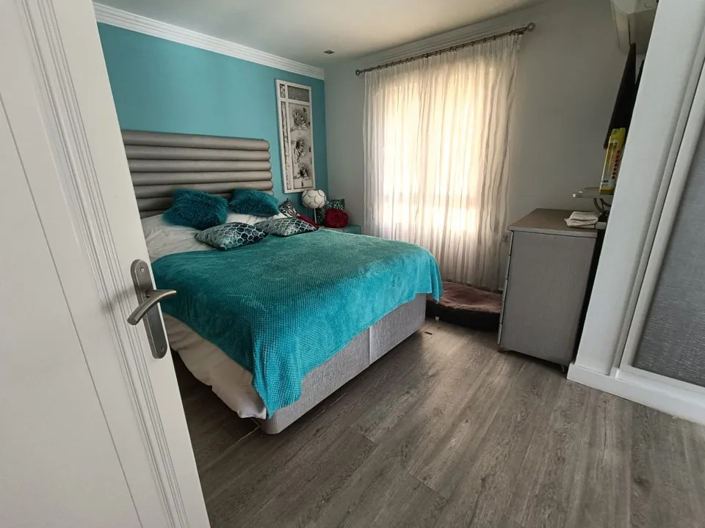 Image No.10-4 Bed Villa for sale