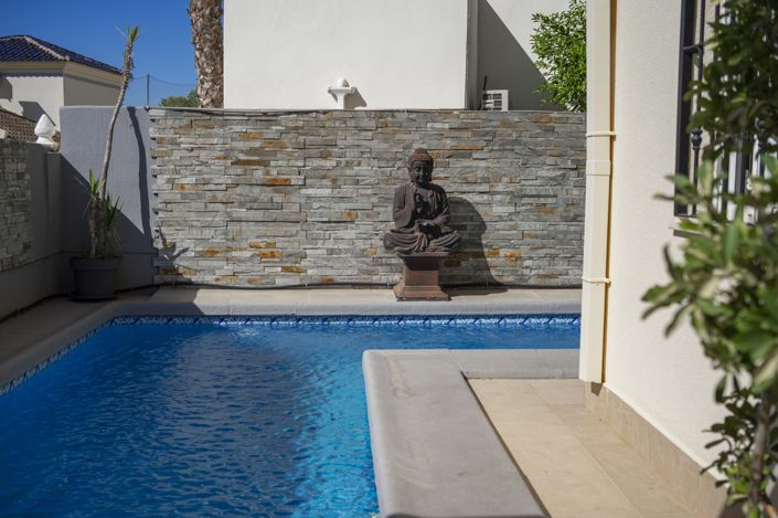 Image No.35-4 Bed Villa for sale