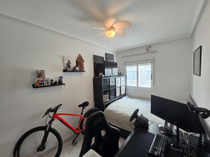 Image No.9-3 Bed Property for sale