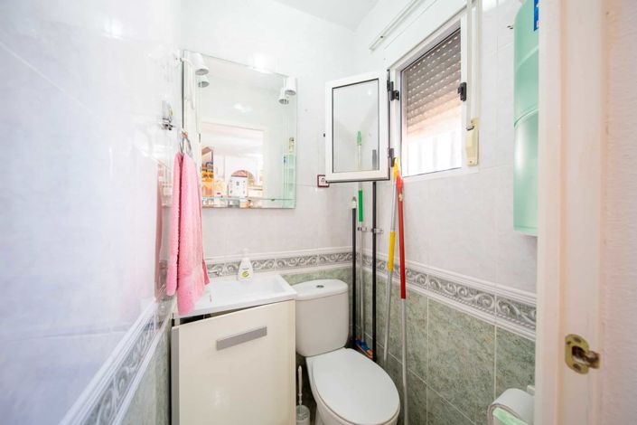 Image No.16-4 Bed Property for sale