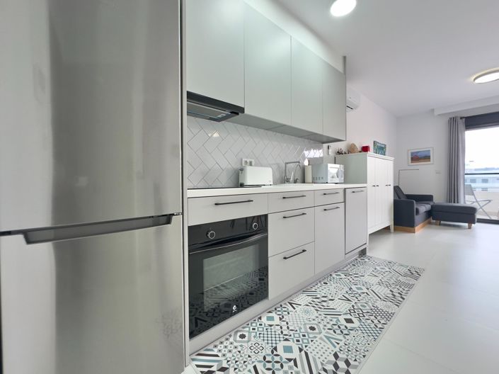 Image No.10-2 Bed Apartment for sale