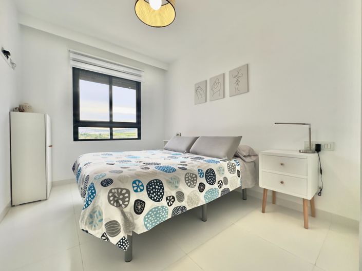 Image No.12-2 Bed Apartment for sale