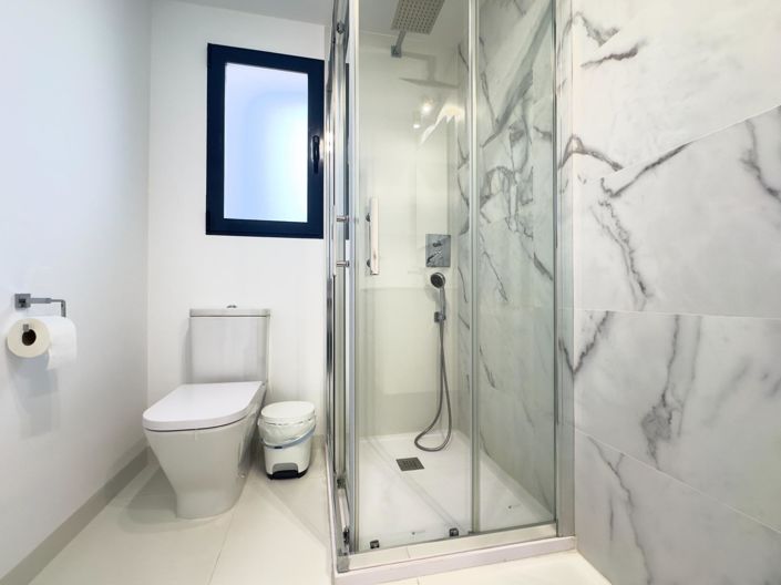 Image No.20-2 Bed Apartment for sale