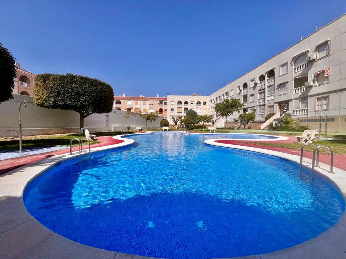 Image No.18-2 Bed Apartment for sale