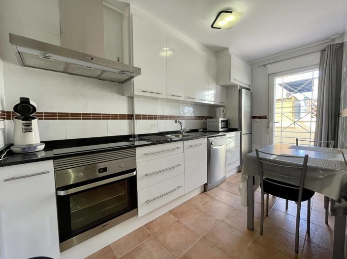 Image No.10-2 Bed Bungalow for sale