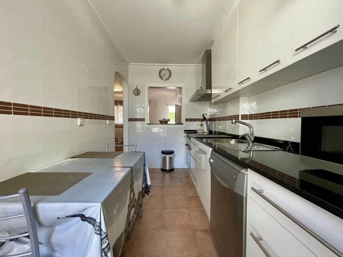 Image No.11-2 Bed Bungalow for sale