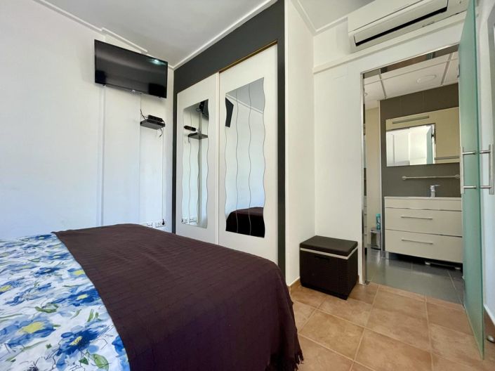 Image No.17-2 Bed Bungalow for sale