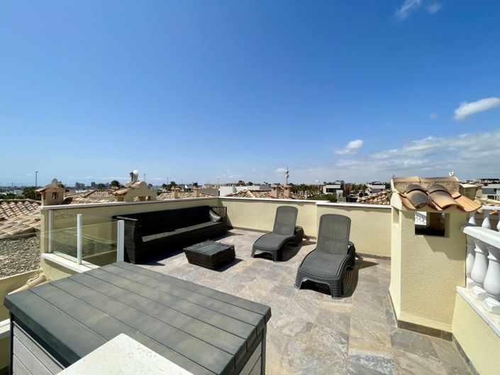 Image No.21-2 Bed Bungalow for sale