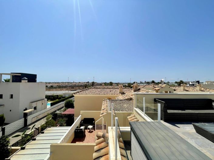 Image No.23-2 Bed Bungalow for sale