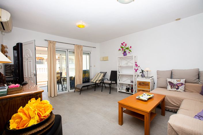 Image No.14-3 Bed Townhouse for sale