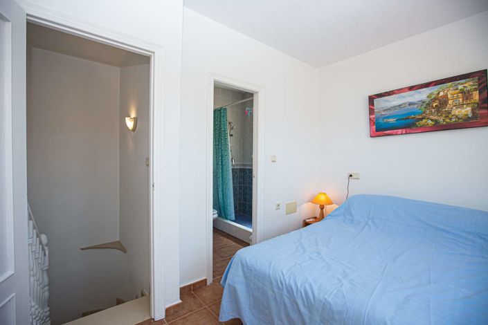 Image No.24-3 Bed Townhouse for sale