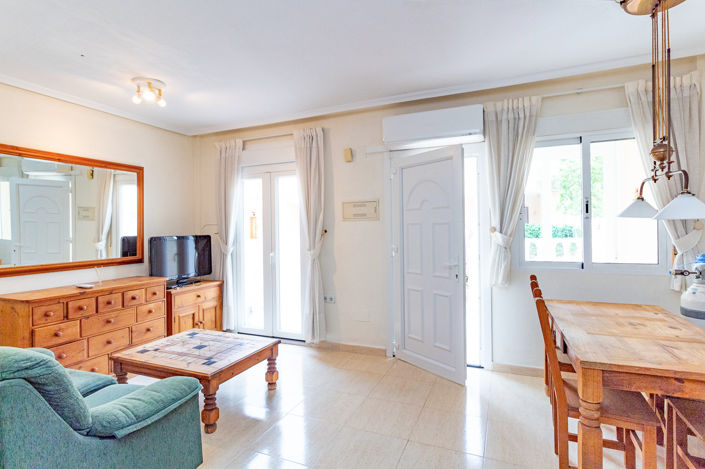 Image No.6-3 Bed Townhouse for sale