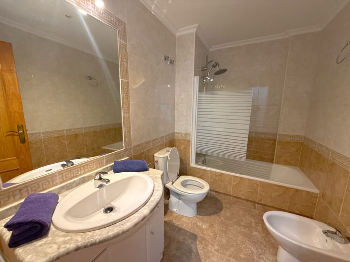 Image No.12-2 Bed Apartment for sale