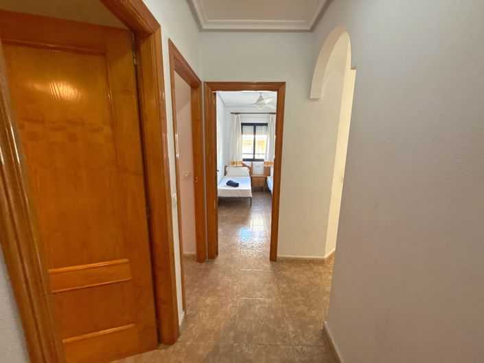 Image No.4-Appartement de 2 chambres à vendre