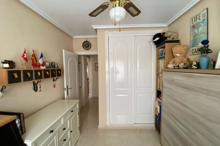 Image No.18-2 Bed Apartment for sale