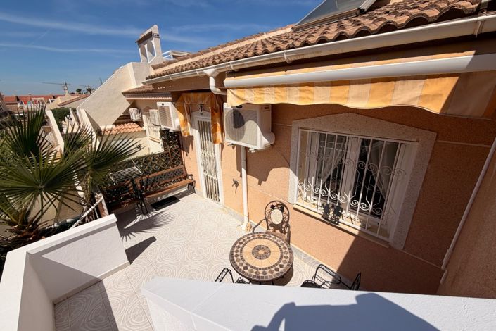 Image No.23-2 Bed Bungalow for sale