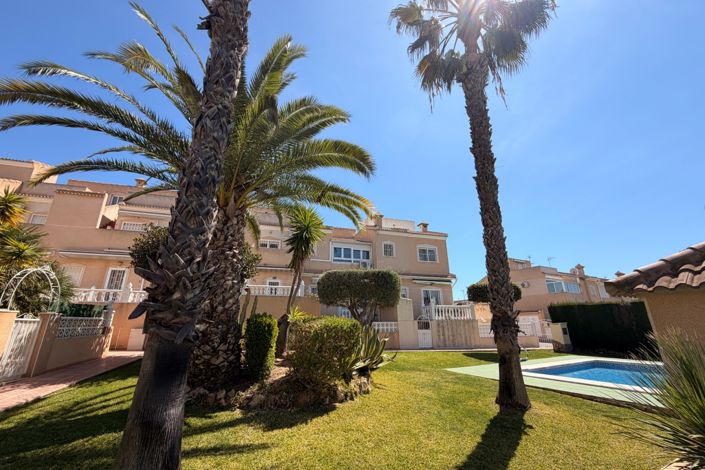 Image No.34-2 Bed Bungalow for sale