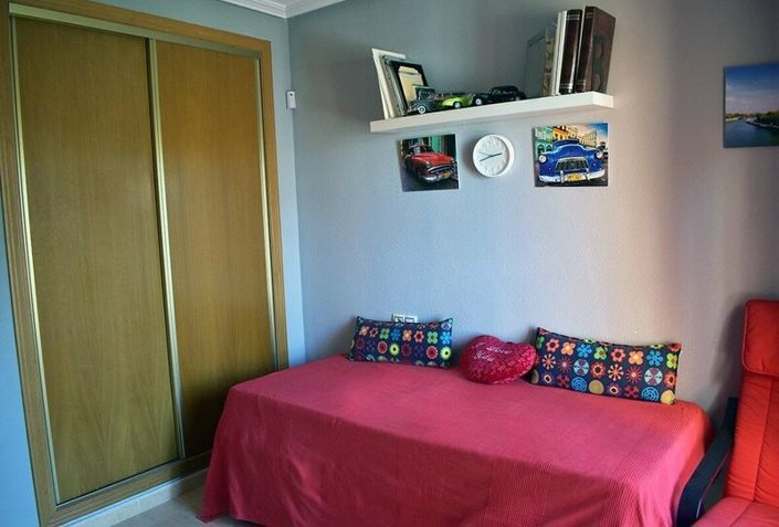 Image No.15-3 Bed Property for sale