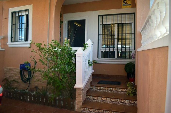 Image No.6-3 Bed Property for sale