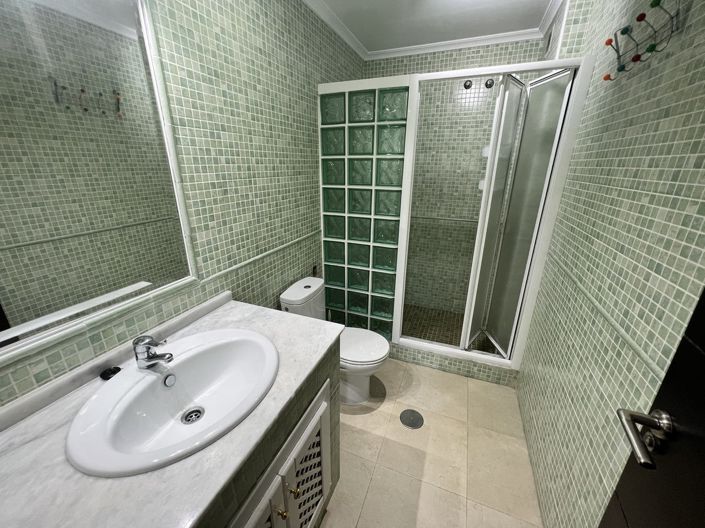 Image No.19-2 Bed Property for sale