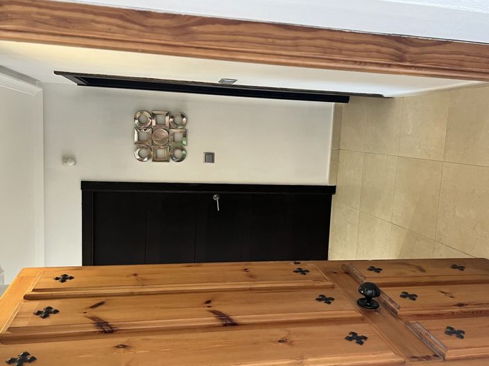 Image No.20-2 Bed Property for sale