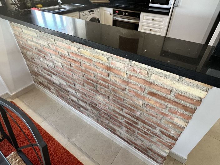 Image No.21-2 Bed Property for sale