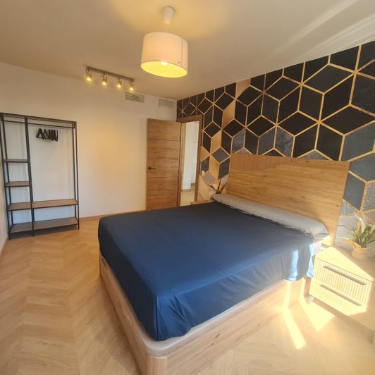 Image No.16-3 Bed Property for sale