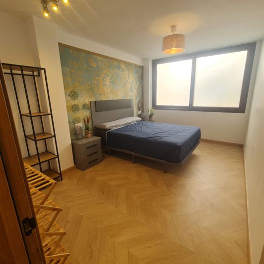 Image No.22-3 Bed Property for sale