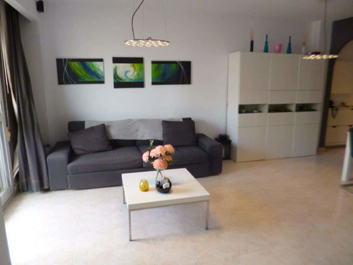 Image No.12-3 Bed Apartment for sale