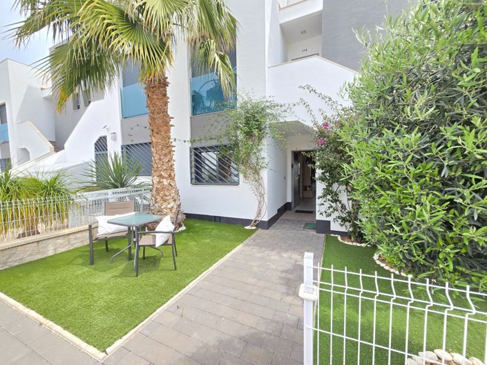 Image No.3-2 Bed Property for sale