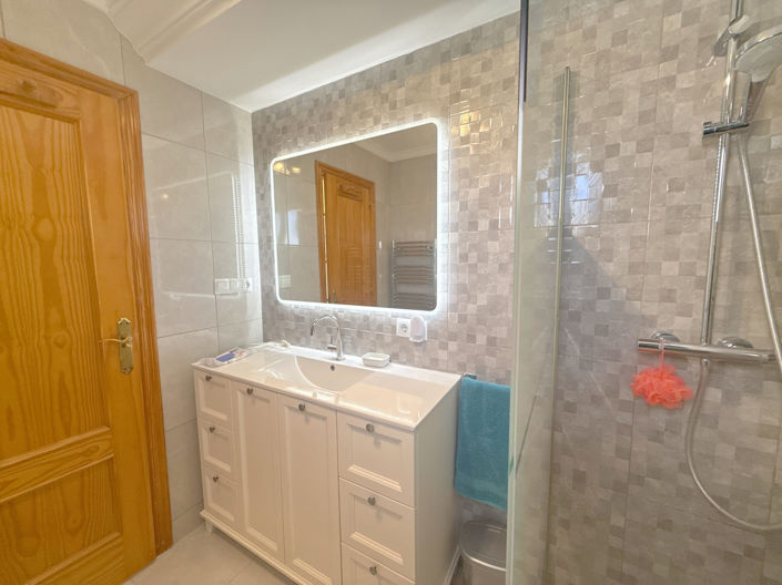 Image No.11-3 Bed Villa for sale