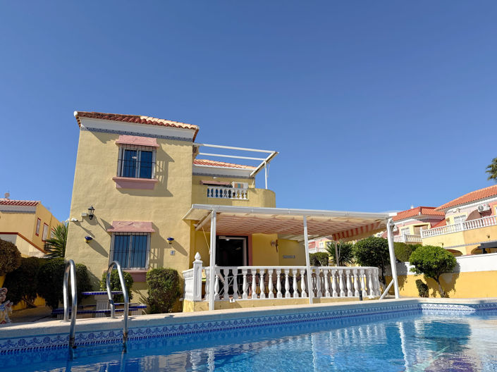 Image No.27-3 Bed Villa for sale