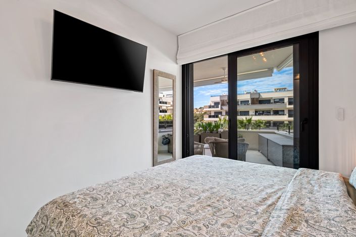 Image No.19-2 Bed Apartment for sale