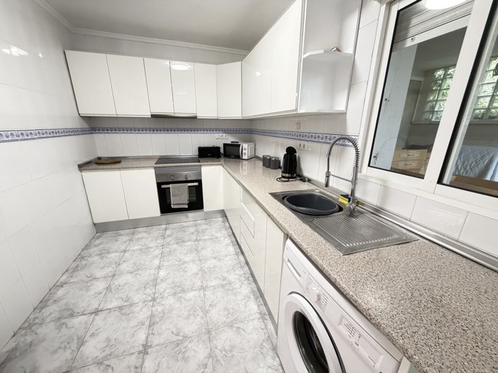 Image No.4-4 Bed Villa for sale