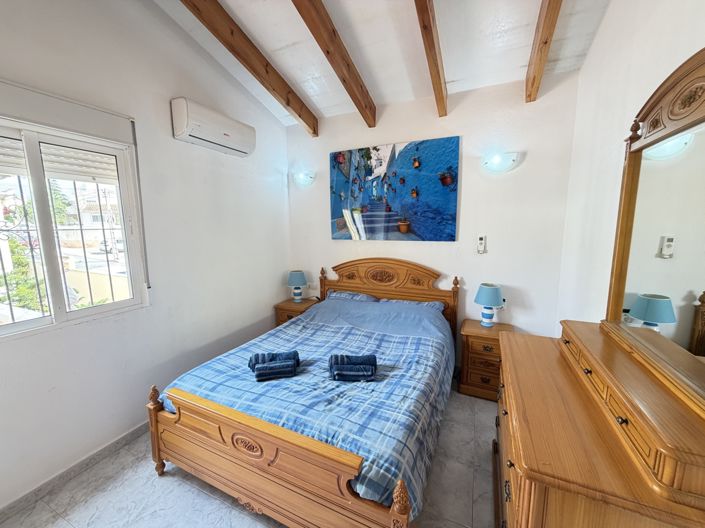 Image No.8-4 Bed Villa for sale