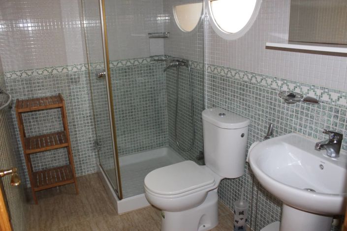 Image No.10-3 Bed Semi-Detached for sale